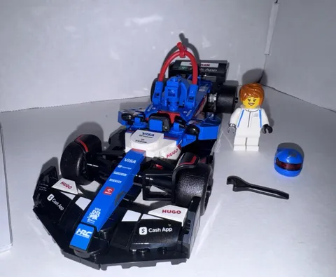 LEGO Speed Champions Visa Cash App RB VCARB 01 F1 77246 248pc w/ Minifigure