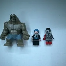 LEGO dc sewer smash Lot of 3 Minifigures killer croc, katana, cap boomerang 