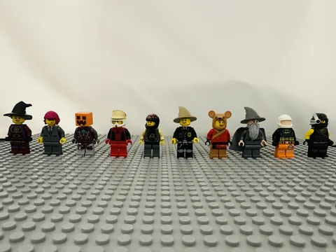 Lot Of 20 Lego Random Authentic Minifigures Minifig