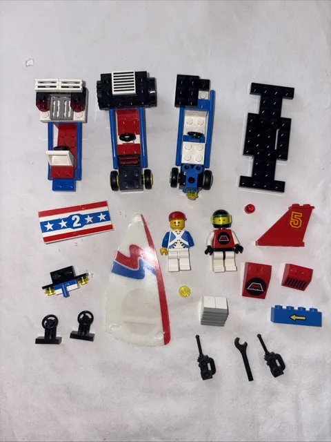 Vintage LEGO town Octan & Blue Race car Lot - Minifigures Racecars & Accessories