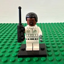 LEGO Aaron Cash Minifig Arkham Asylum set 70912 AUTHENTIC VERY GOOD CONDITION