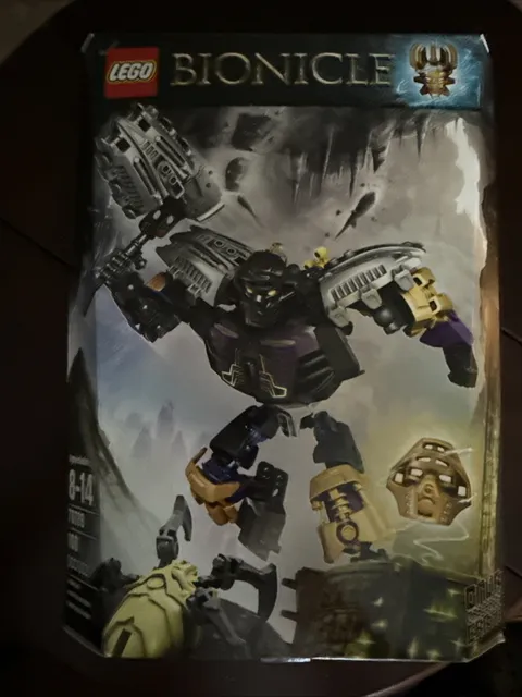 LEGO BIONICLE: Onua-Master of Earth (70789) New - Sealed  2015 Retired VG+
