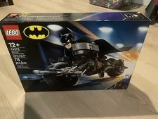 LEGO Super Heroes: Batman Construction Figure and the Bat-Pod Bike (76273)