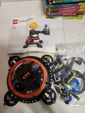 LEGO TECHNIC: Planet Earth and Moon in Orbit (42179) - Incomplete 