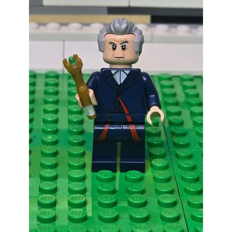 LEGO The Doctor Minifigure - Dim009