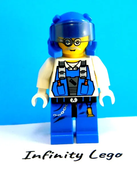 LEGO Brains Power Miners Minifigure Mine Titanium Command Rig (8964)