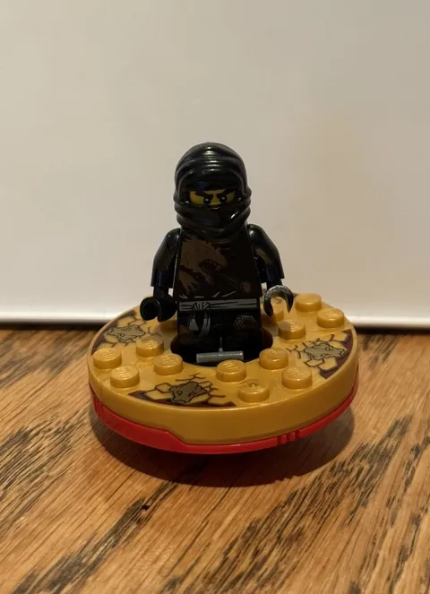 LEGO Ninjago Cole DX Minifigure with RARE Spinner