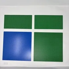 LEGO Baseplates Lot Of 4 - 32x32 Studs -  1 Blue, 1 Green, & 16x32 Green X2