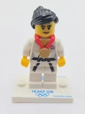 Lego Judo Fighter Minifigure Team GB Series 8909  Retired Free Shipping 