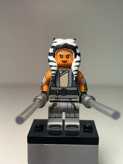 Lego Ahsoka Tano Minifigure 75385 Star Wars Jedi Duel On Peridea NEW