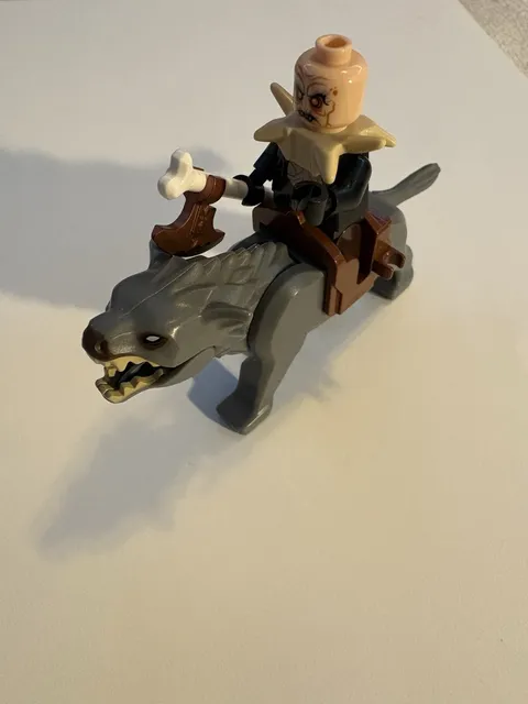 Lego The Hobbit, Lord Of The Rings Yazneg and Grey Warg MiniFigures