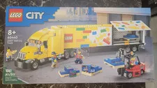 LEGO CITY: Yellow Delivery Truck (60440)