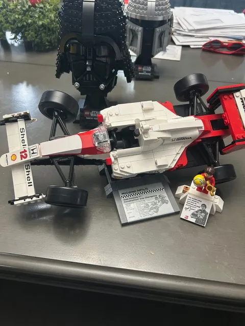 LEGO Set Complete Build McLaren Mp4/Ayrton Senne- 10330