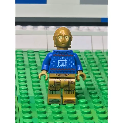 LEGO Star Wars C-3PO Holiday Sweater Minifigure - SW1238
