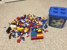 Tub of Assorted Lego Bricks Nice Condition!