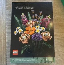 LEGO Botanical Collection Flower Bouquet BRAND NEW NEVER OPENED