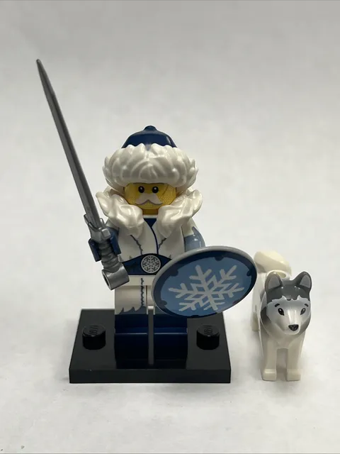 Lego Mini Figure Series 22 Set 71032 Snow Guardian