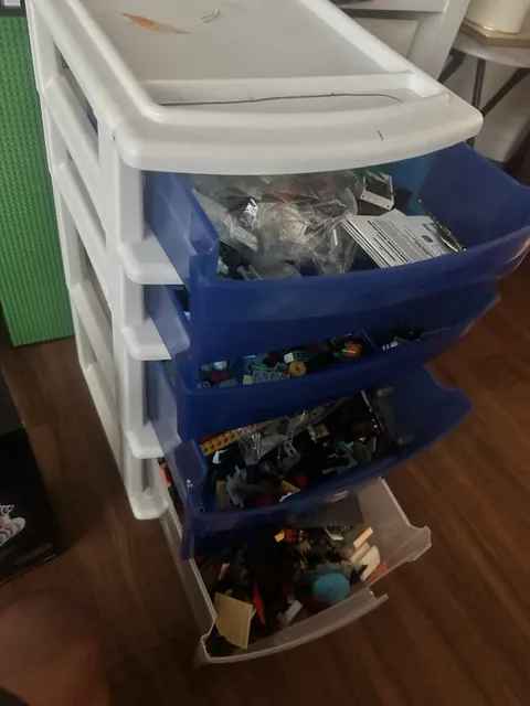 LEGO Bulk Lot Assorted Mixed Random LEGO Pieces & Parts, Multicolor