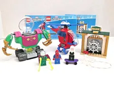 Lego76149 The Menace of Mysterio Complete Set w / Minifigures & Manual No Box