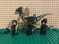 LEGO Jurassic World 75931 Dilophosaurus Ambush Minifigure Exclusive
