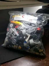 2.5 Pounds Mixed Lego Technic/Bionicle C