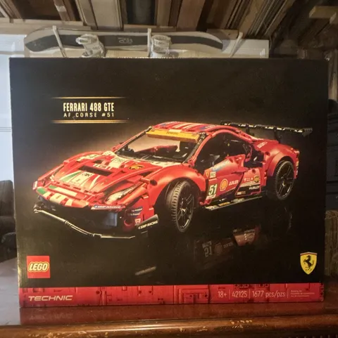 LEGO Technic Ferrari 488 GTE AF Corse #51 Set 42125 1677pcs 18+ 2021