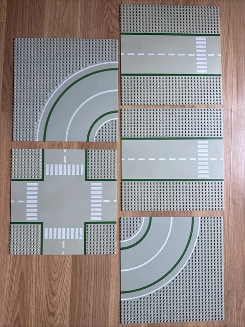 Lego Town Gray Crossroads Racing Street Curves Baseplate 32x32 1980s lot of