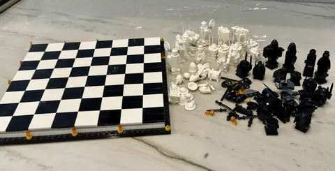INCOMPLETE!! LEGO Harry Potter: Hogwarts Wizard's Chess (76392)
