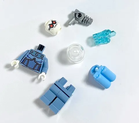 NEW LEGO Mr. Freeze - Sand Blue Outfit minifigure - Batman 76300 Arkham Asylum