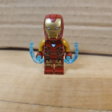 LEGO Marvel Iron Man Minifigure, Mark 85 armor, from Advent Calendar Set 76267
