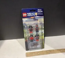 LEGO NEXO KNIGHTS: Monsters Army-Building Set (853516)