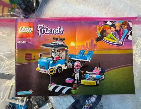 LEGO FRIENDS: Service & Care Truck (41348)