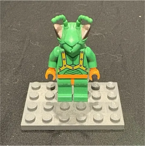 LEGO Twitch from Toy Story Alien Bug Minifigure w/ Antennae TransClear Wing