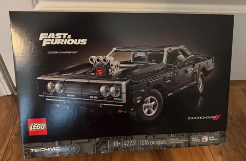 LEGO Technic (42231) - Fast and Furious Dodge Charger R/T Car (NEW)