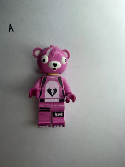 Lego Cuddle Team Leader Minifigure From Fortnite Battle Bus Set 77073 Brand New