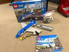 LEGO City 60104 Airport Passenger Terminal With Box and manuals