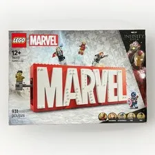 LEGO 76313 Super Heroes: Marvel Logo & Minifigures 931 PCS NEW, Free Shipping