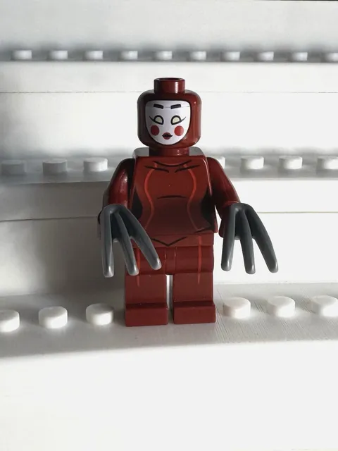 LEGO Minifigure Kabuki Twin The Lego Batman Movie