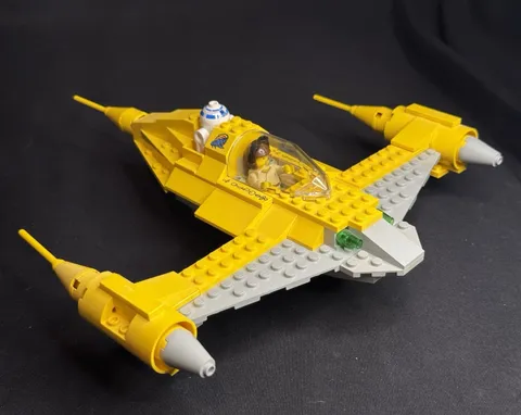 LEGO Star Wars: Anakin's Podracer Set 7131 (1999) Anakin R2-D2 Vintage