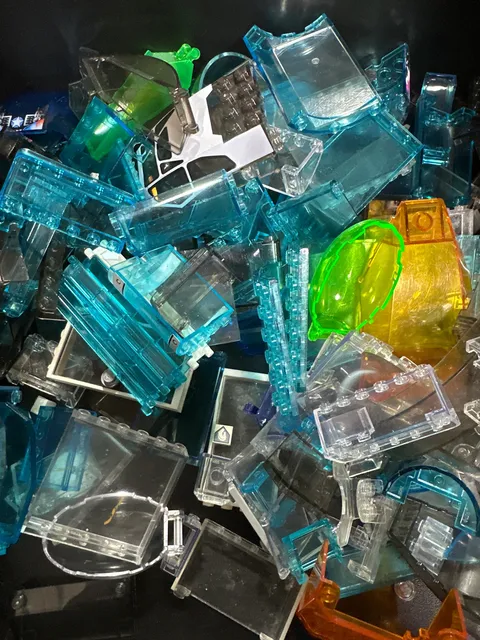 Preowned Bulk LEGO® Windscreens & Glass - 1oz