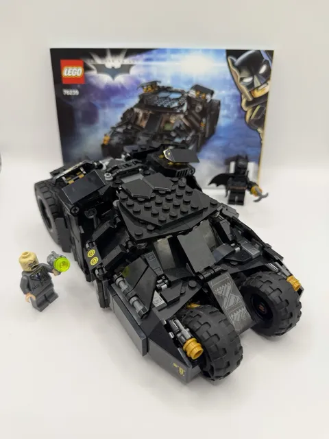 LEGO: (76239) Batmobile Tumbler: Scarecrow Showdown Instructions & Minifigures