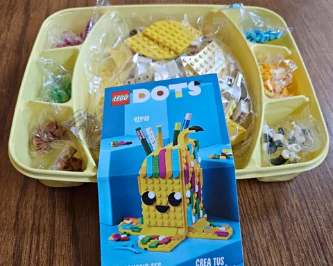 LEGO DOTS 41948 Pineapple Pencil Holder Bulk Lot w/ Instructions Bucket