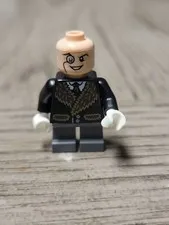 Lego The Penguin 76010 Fur Collar Batman II Super Heroes Minifigure NO HAT