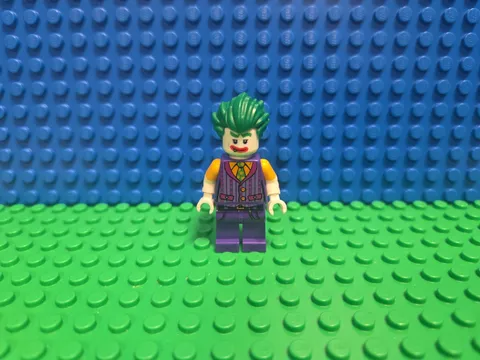 LEGO Joker Minifigure DC Super Heroes Batman sh0307 70906 CMF Lot Rare Retired 