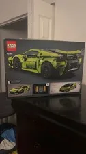 LEGO Technic Lamborghini Huracán Tecnica 42161 806pc Pull-Back Motor 9+ 2023