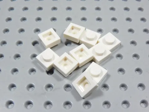 LEGO Lot of 10 White 1x1 Plates BH