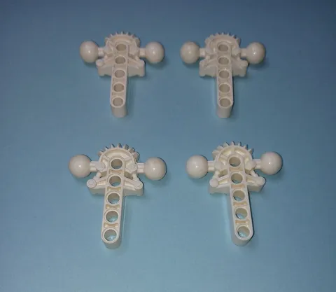 4 Bionicle  White Lower Torso 47306 Genuine Lego part hips 7 tooth half gear IRL
