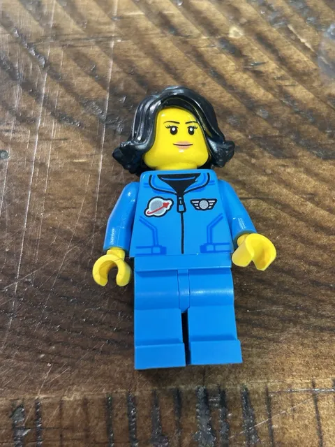 LEGO Minifigure Lunar Research Astronaut Female Dark Azure Jumpsuit