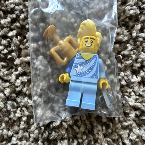 LEGO Collectible Minifigures Ice Skater Trophy Winner Minifigure w/ Trophy Cup
