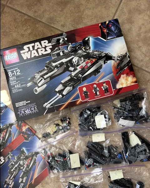 LEGO Star Wars Rogue Shadow 7672 100% COMPLETE W/Box, Force Unleashed 